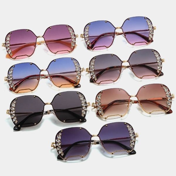Luxury Oversized Rhinestones Sunglasses Women Metal Cutout Shades Fashion Cut Square Sun Glasses Female Trend Diamond Sunglass