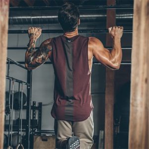 586486597 Summer Newest Brand Mens Curved Hem Patchwork Gyms Stringers Vest Bodybuilding Clothing Fitness Man Tanks Tops
