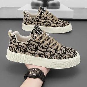 586485582 Graffiti prints black canvas sneakers mens vulcanized shoes man low top sneaker lace up trainer skateboard shoes men's plimsolls
