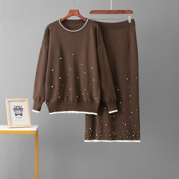 586483906 Loose top and skirt set