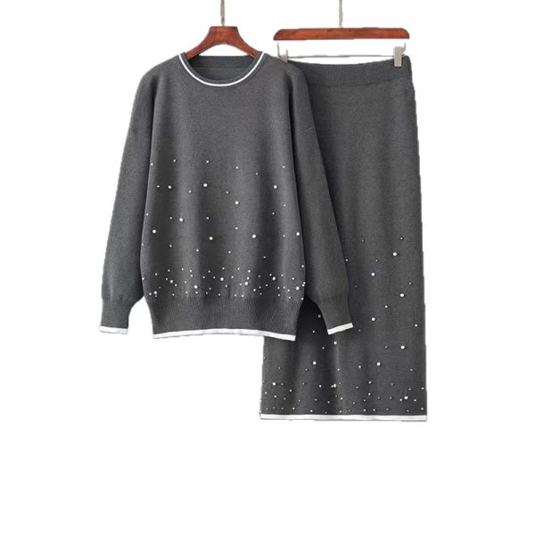 586483898 Loose top and skirt set
