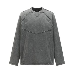 Wash and make old frayed hoodies with water